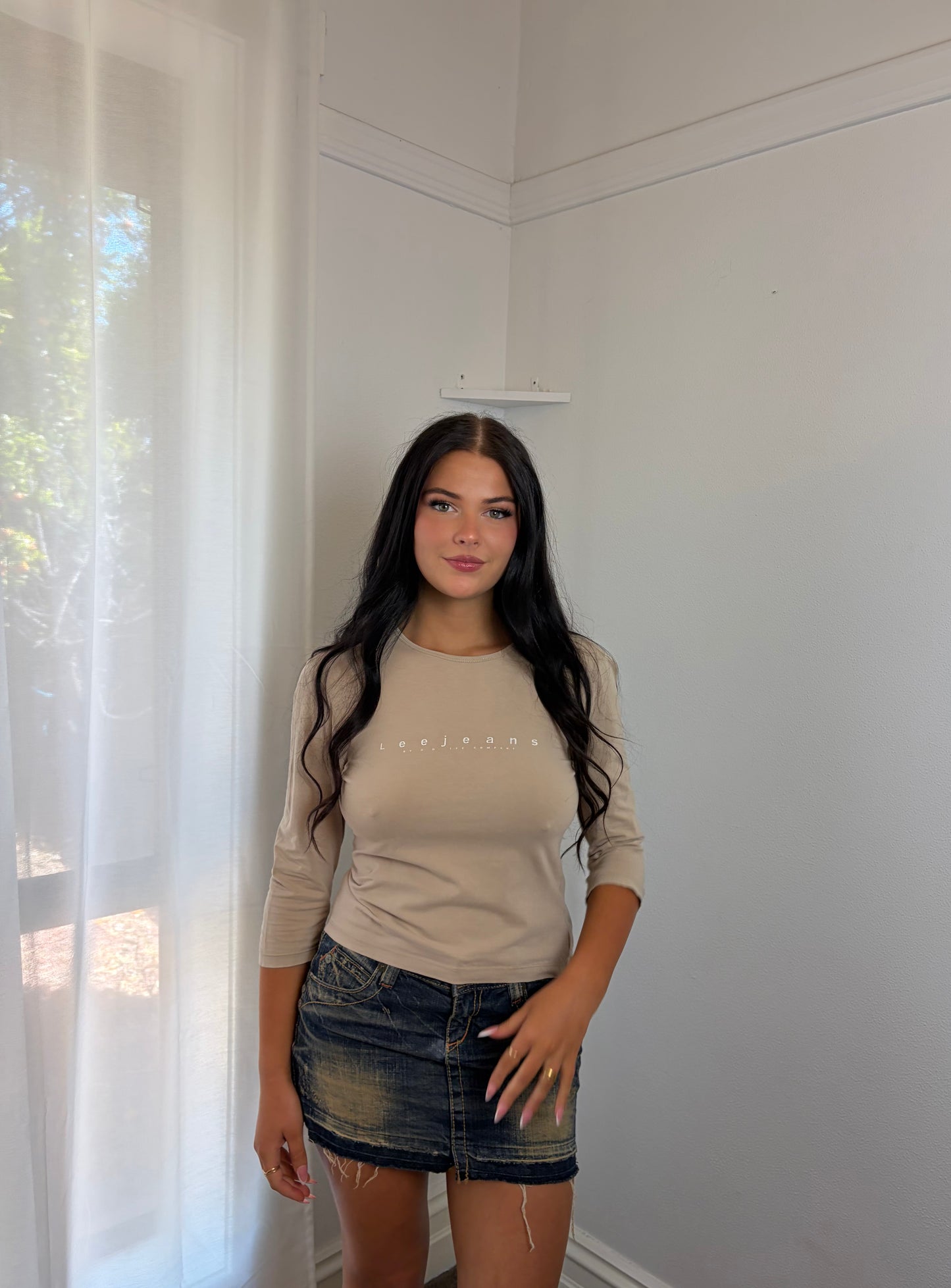 Minimal Lee Jeans Tee