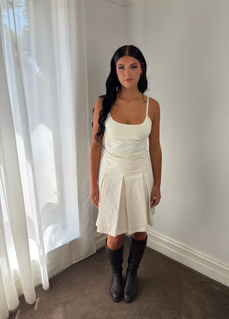 Vintage Ivory Pleated A-Line Midi Skirt with Textured Pinstripe Finish