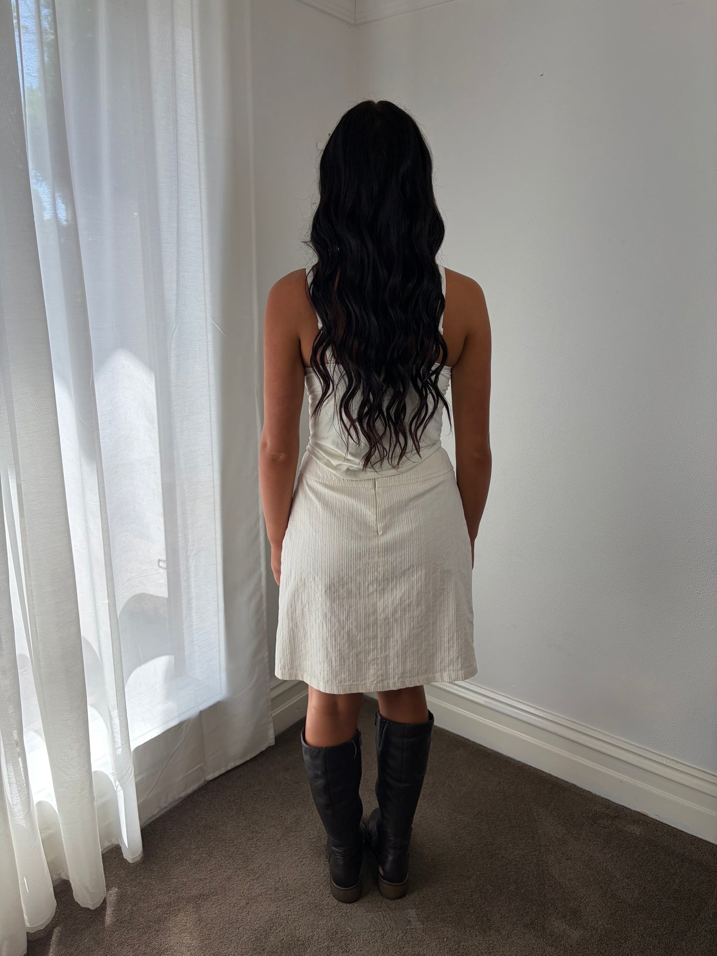Vintage Ivory Pleated A-Line Midi Skirt with Textured Pinstripe Finish