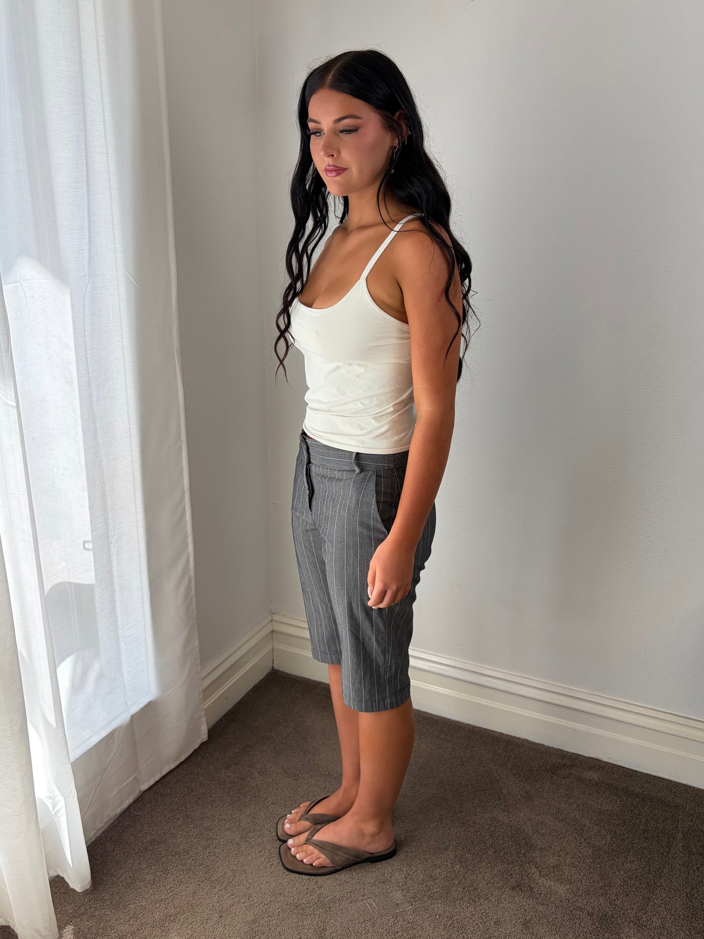 CUE Vintage Grey Pinstripe Tailored Capri Pants